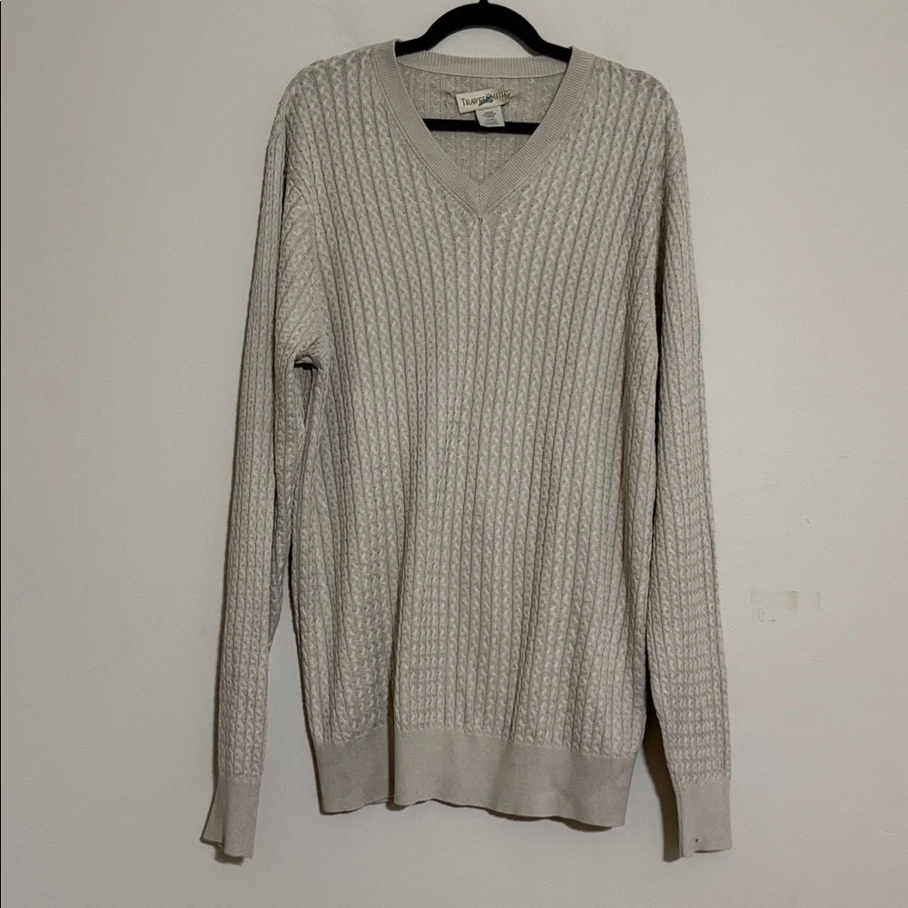 TravelSmith elegant neck